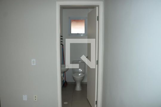 Casa de Condomínio para alugar com 2 quartos, 50m² em Água Espraiada (caucaia do Alto), Cotia