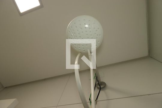 Banheiro - Chuveiro de kitnet/studio para alugar com 1 quarto, 22m² em Vila América, Santo André