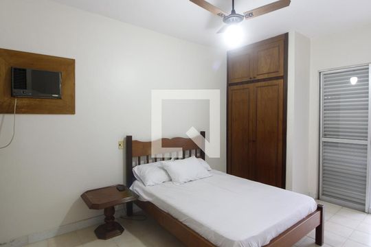 Apartamento para alugar com 4 quartos, 190m² em Algodoal, Cabo Frio