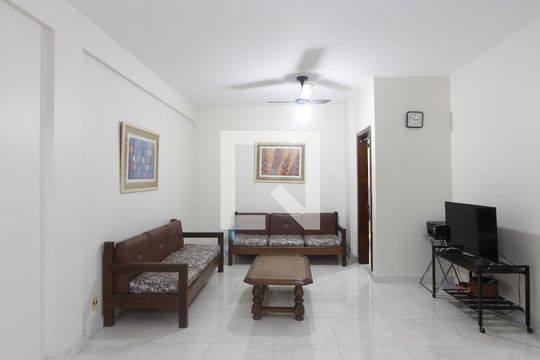 Apartamento para alugar com 4 quartos, 190m² em Algodoal, Cabo Frio