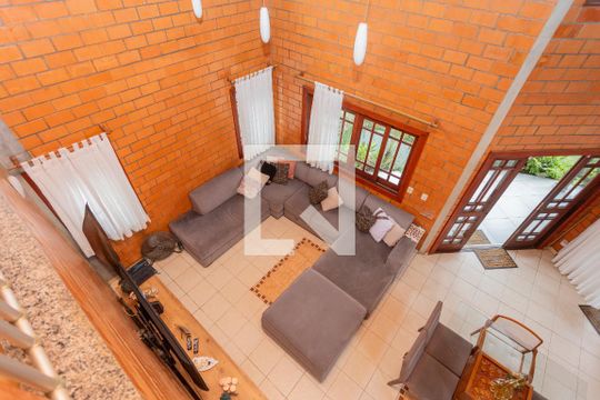 Sala de casa à venda com 3 quartos, 680m² em Jardim Primavera, São Paulo