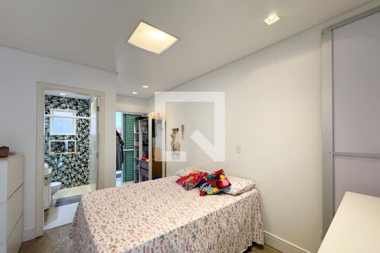 Suíte 1 de casa à venda com 3 quartos, 200m² em Vila Jordanopolis, São Bernardo do Campo