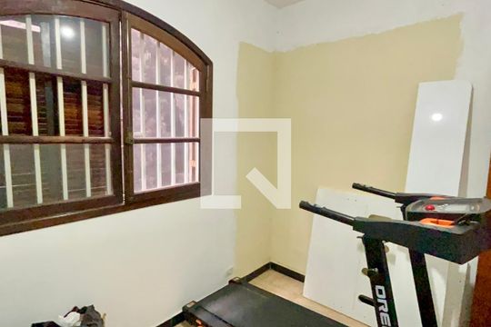 Quarto 1 de casa para alugar com 3 quartos, 280m² em Jardim Valeria, Guarulhos