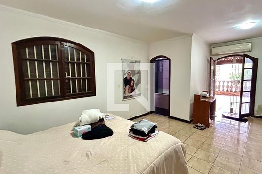 Quarto Suíte de casa para alugar com 3 quartos, 280m² em Jardim Valeria, Guarulhos
