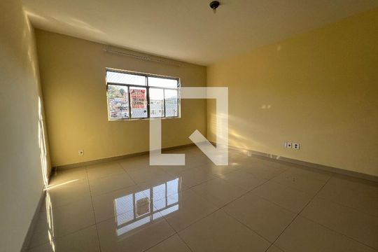 Apartamento para alugar com 3 quartos, 120m² em Santa Luzia, Juiz de Fora