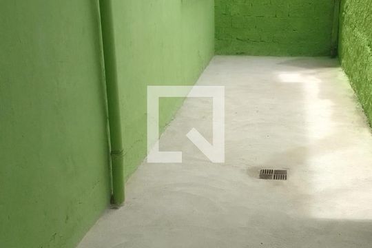 Casa de Condomínio para alugar com 2 quartos, 100m² em Cascadura, Rio de Janeiro
