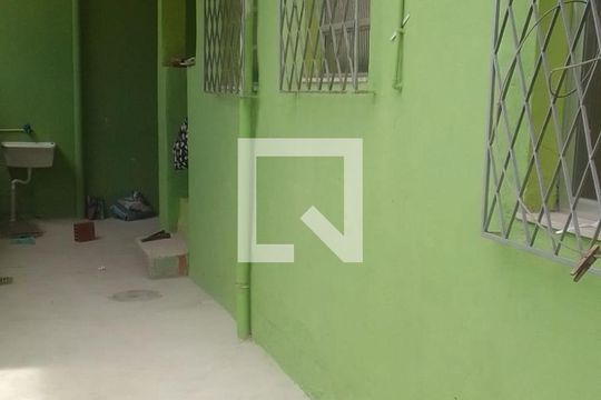 Casa de Condomínio para alugar com 2 quartos, 100m² em Cascadura, Rio de Janeiro