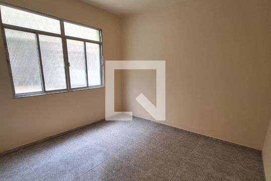 Casa de Condomínio para alugar com 2 quartos, 100m² em Cascadura, Rio de Janeiro