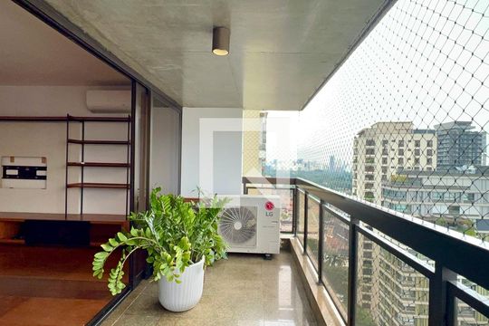 Varanda de apartamento para alugar com 4 quartos, 265m² em Pinheiros, São Paulo