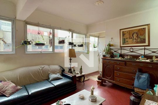 Sala de apartamento à venda com 3 quartos, 122m² em Paraíso, São Paulo