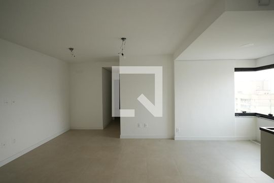 Apartamento para alugar com 2 quartos, 79m² em Campestre, Santo André