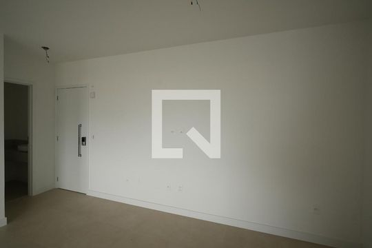 Sala de apartamento para alugar com 2 quartos, 79m² em Campestre, Santo André