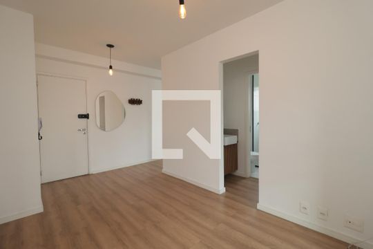 Sala de apartamento para alugar com 1 quarto, 43m² em Vila Deodoro, São Paulo