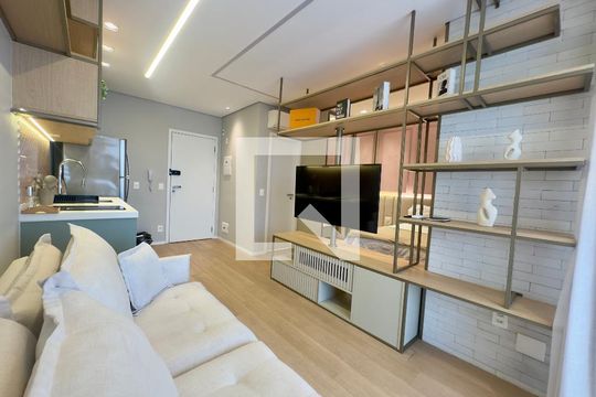 Sala de kitnet/studio para alugar com 1 quarto, 39m² em Macedo, Guarulhos