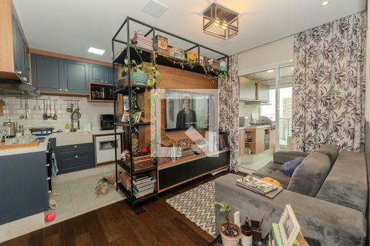 Sala de apartamento à venda com 2 quartos, 64m² em Bela Vista, São Paulo