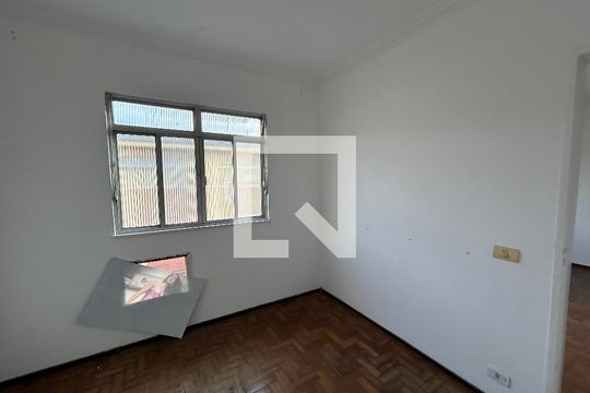 Quarto 1 de apartamento para alugar com 2 quartos, 50m² em Anchieta, Nilópolis