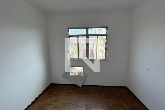 Quarto 1 de apartamento para alugar com 2 quartos, 50m² em Anchieta, Nilópolis