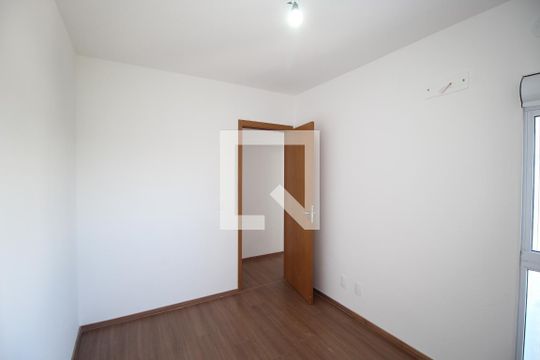 Suíte 1 de apartamento para alugar com 2 quartos, 60m² em Jardim Itu, Porto Alegre