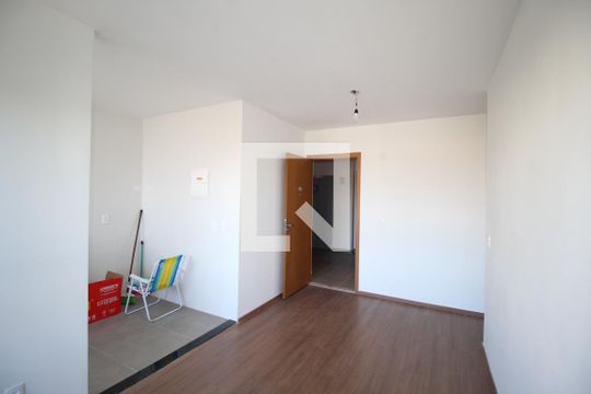 Sala de apartamento para alugar com 2 quartos, 60m² em Jardim Itu, Porto Alegre