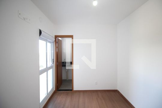 Suíte 1 de apartamento para alugar com 2 quartos, 60m² em Jardim Itu, Porto Alegre