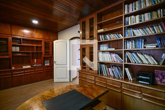 Escritório de casa à venda com 4 quartos, 1406m² em Jardim Guedala, São Paulo
