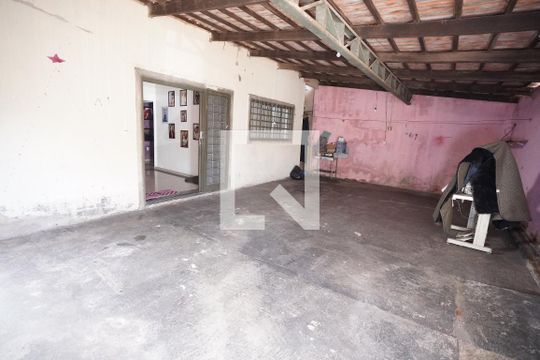 Casa à venda com 3 quartos, 300m² em Residenical Barrrovento , Goiânia