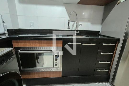 Cozinha de apartamento para alugar com 2 quartos, 58m² em Vila Matilde, São Paulo