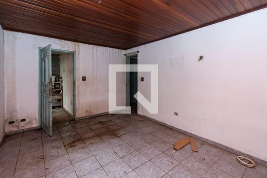 Sala de casa à venda com 6 quartos, 300m² em Jardim Casablanca, São Paulo