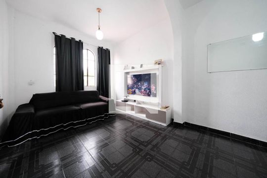Casa à venda com 2 quartos, 138m² em Jardim Fernandes, São Paulo