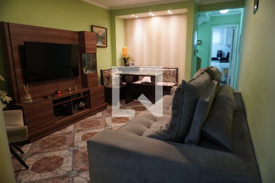 Casa à venda com 2 quartos, 136m² em Vila Brasil, São Paulo