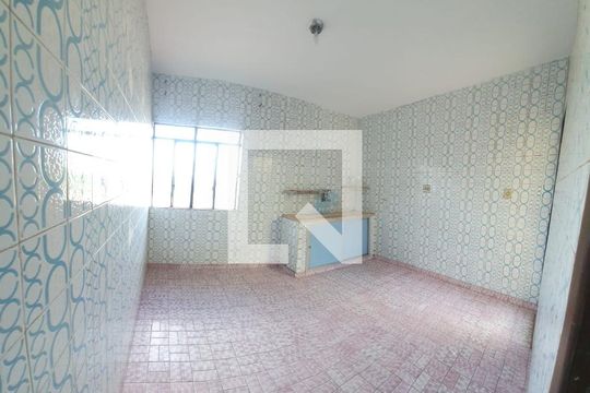 Casa 1 de casa à venda com 4 quartos, 160m² em Novo das Indústrias, Belo Horizonte