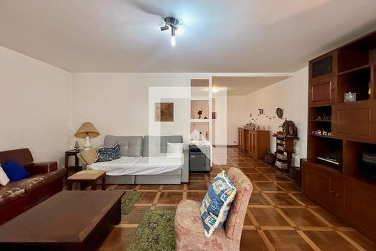 Sala  de casa à venda com 4 quartos, 267m² em Jardim das Acacias, São Paulo