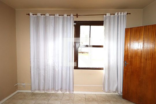 Janela da Suíte de casa à venda com 2 quartos, 150m² em Cristo Redentor, Porto Alegre