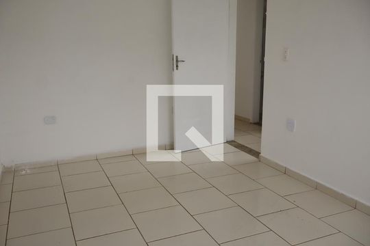 Quarto de casa para alugar com 1 quarto, 40m² em Vila Lucia, São Paulo