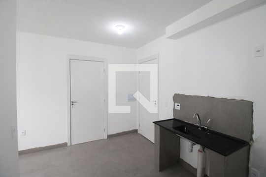 Sala / Cozinha / Área de Serviço de apartamento para alugar com 1 quarto, 35m² em Cidade Nova São Miguel, São Paulo