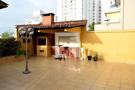 Quital com churrasqueira de casa à venda com 4 quartos, 351m² em Sumaré, São Paulo