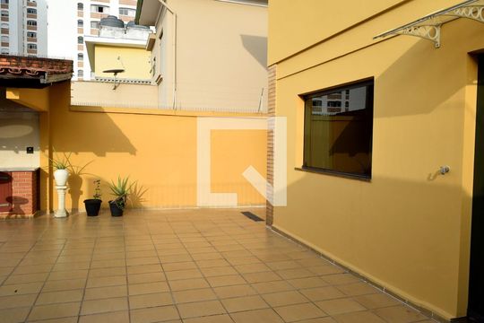 Quital com churrasqueira de casa à venda com 4 quartos, 351m² em Sumaré, São Paulo