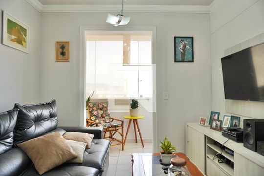 Apartamento à venda com 3 quartos, 81m² em Sagrada Família, Belo Horizonte