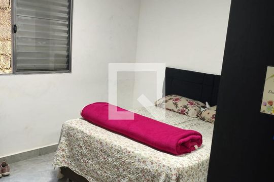 Quarto de casa à venda com 4 quartos, 700m² em Vivenda, Jundiaí