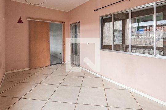 Casa à venda com 4 quartos, 450m² em Vila Souza, São Paulo