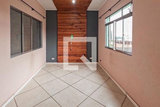 Casa à venda com 4 quartos, 450m² em Vila Souza, São Paulo