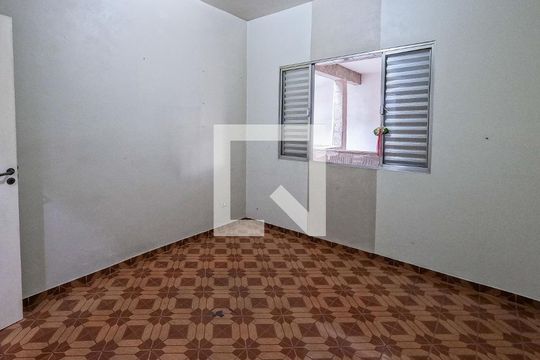 Casa à venda com 4 quartos, 450m² em Vila Souza, São Paulo