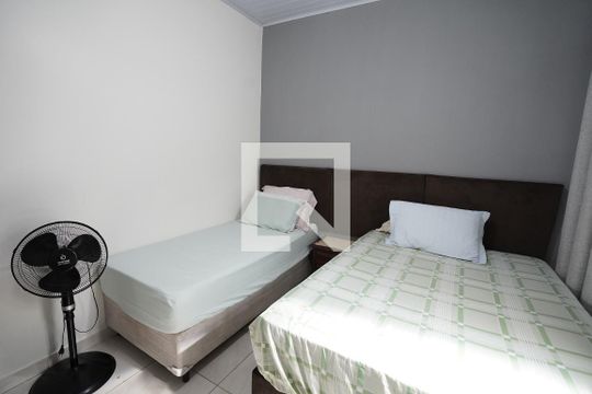 Casa à venda com 4 quartos, 200m² em Bairro Santa Rita, Goiânia
