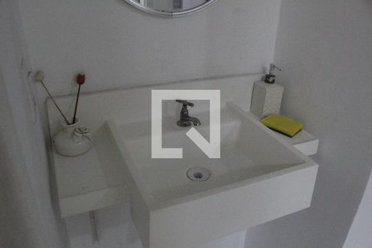 Apartamento para alugar com 2 quartos, 50m² em Taquara, Rio de Janeiro