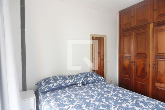 Apartamento para alugar com 2 quartos, 60m² em Passagem, Cabo Frio
