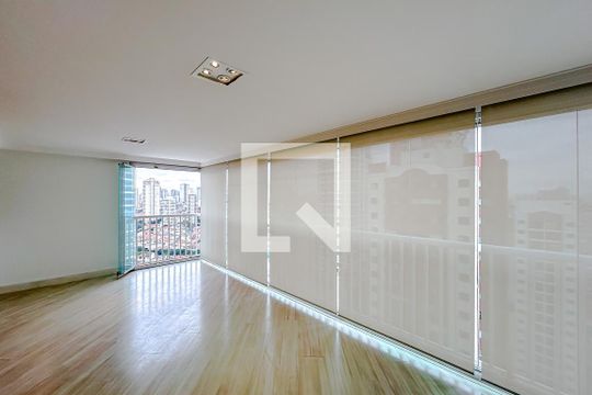 Varanda de apartamento à venda com 4 quartos, 137m² em Vila Regente Feijó, São Paulo