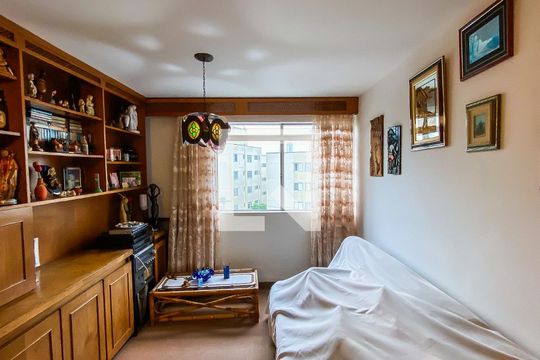 Sala de apartamento à venda com 3 quartos, 70m² em Cangaiba, São Paulo