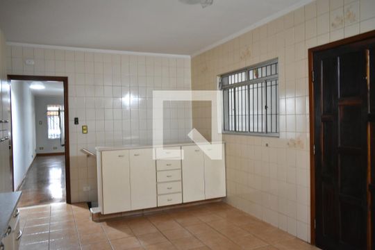 Cozinha de casa à venda com 3 quartos, 150m² em Parque Imperial, São Paulo