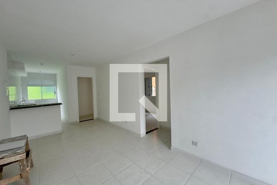 Sala de apartamento para alugar com 3 quartos, 67m² em Jardim Jacy, Guarulhos