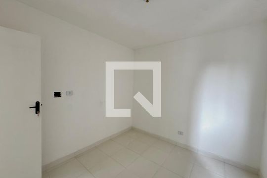 Quarto 1 de apartamento para alugar com 3 quartos, 67m² em Jardim Jacy, Guarulhos
